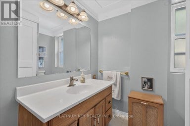 14 FOSTER AVENUE London North (North N) Ontario photo 13