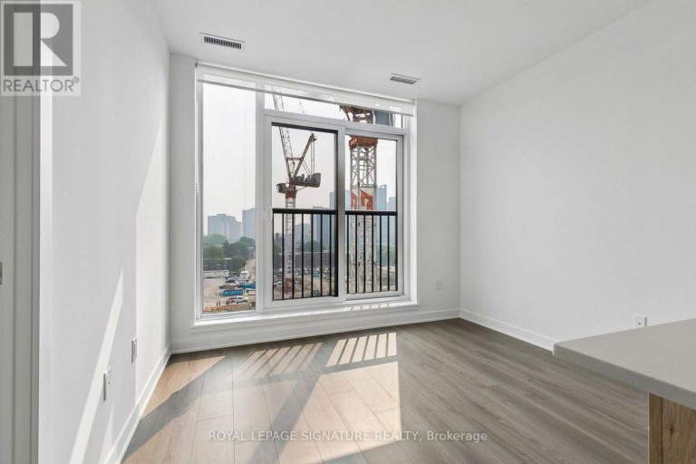 638 - 30 DREAMERS WAY, Toronto (Regent Park), Ontario, M5A0Z1