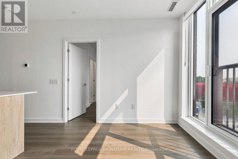 638 - 30 DREAMERS WAY, Toronto (Regent Park), Ontario, M5A0Z1