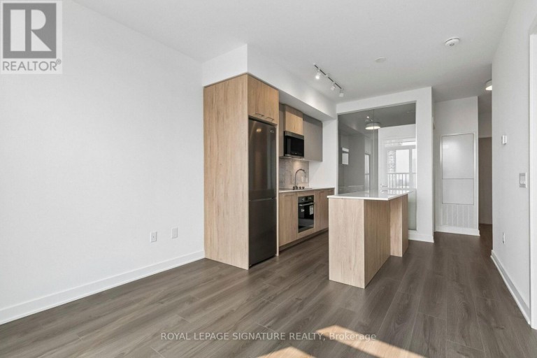 638 - 30 DREAMERS WAY, Toronto (Regent Park), Ontario, M5A0Z1