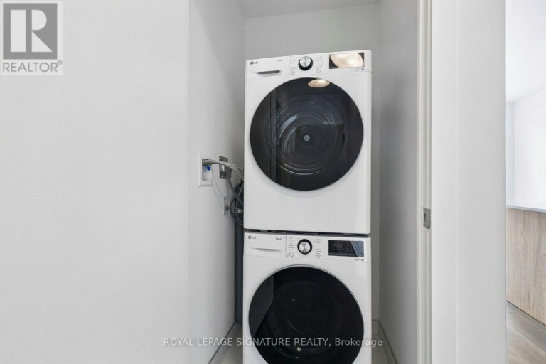 638 - 30 DREAMERS WAY, Toronto (Regent Park), Ontario, M5A0Z1