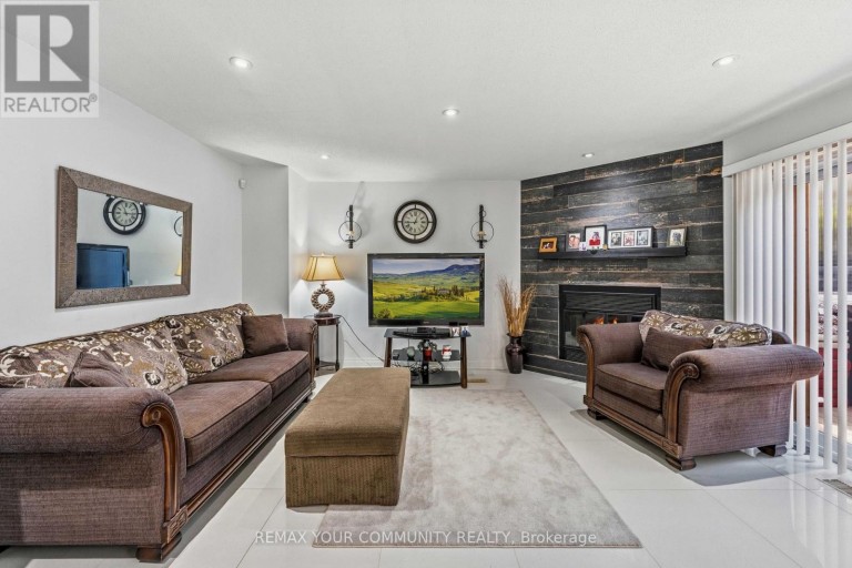 171 ROSEDALE HEIGHTS DRIVE, Vaughan (Uplands), Ontario, L4J4W1
