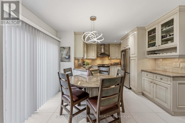 171 ROSEDALE HEIGHTS DRIVE, Vaughan (Uplands), Ontario, L4J4W1