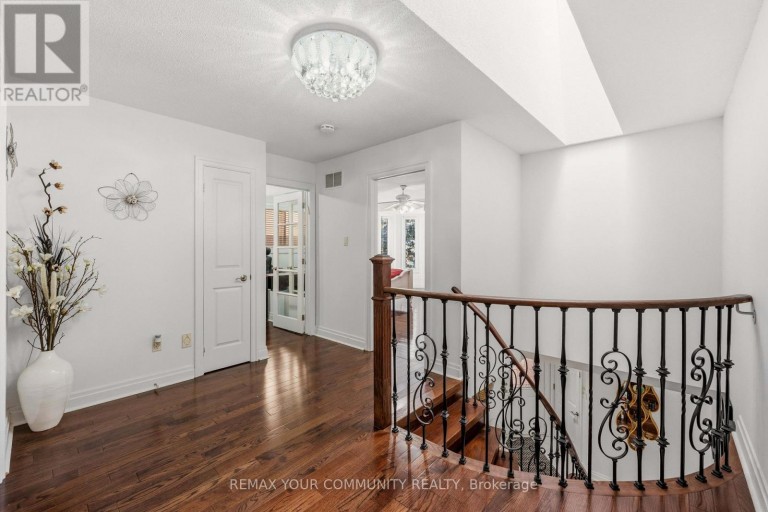 171 ROSEDALE HEIGHTS DRIVE, Vaughan (Uplands), Ontario, L4J4W1