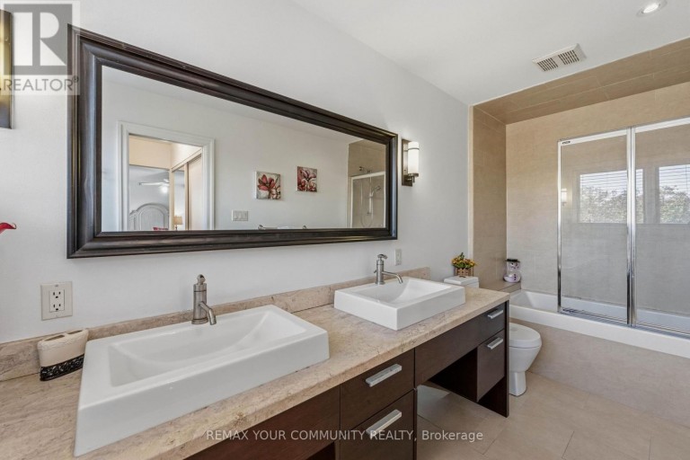 171 ROSEDALE HEIGHTS DRIVE, Vaughan (Uplands), Ontario, L4J4W1