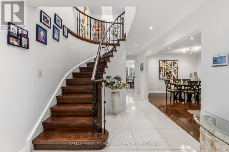 171 ROSEDALE HEIGHTS DRIVE, Vaughan (Uplands), Ontario, L4J4W1