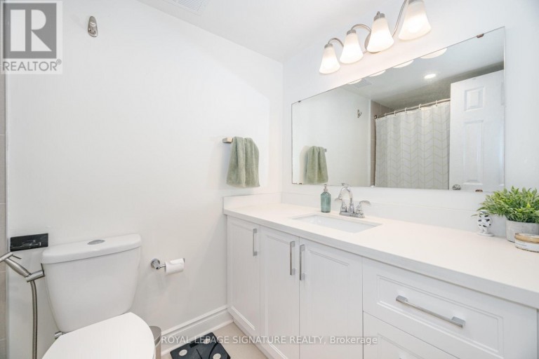 1003 - 3170 KIRWIN AVENUE, Mississauga (Cooksville), Ontario, L5A3R1
