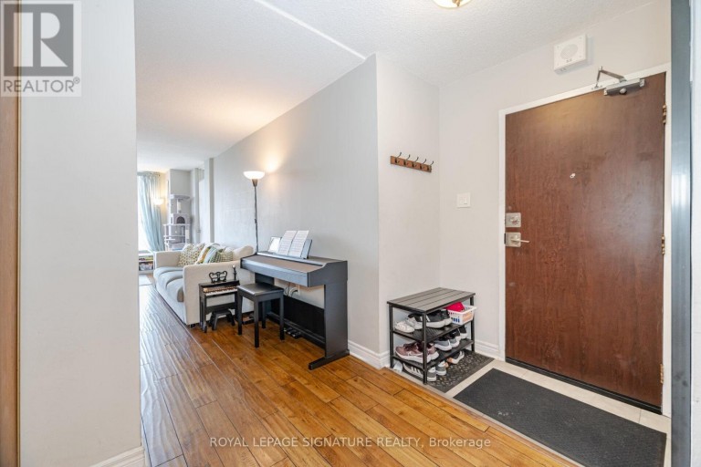 1003 - 3170 KIRWIN AVENUE, Mississauga (Cooksville), Ontario, L5A3R1