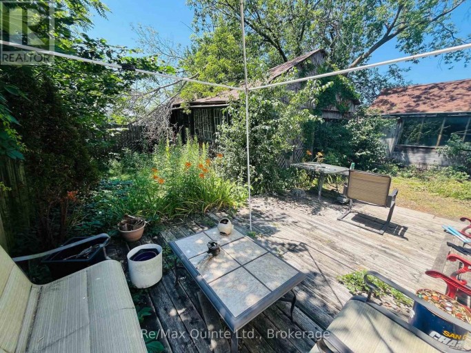 92 FOSTER AVENUE S, Belleville (Belleville Ward), Ontario, K8N3P7