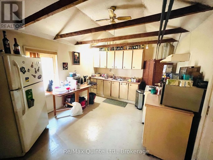 92 FOSTER AVENUE S, Belleville (Belleville Ward), Ontario, K8N3P7