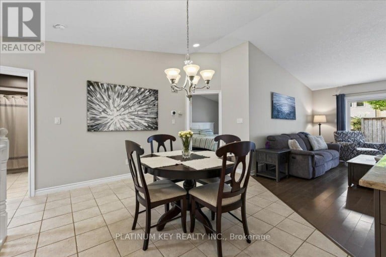 9 - 43 CAPULET WALK, London North (North M), Ontario, N6H5V4