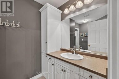 9 - 43 CAPULET WALK London North (North M) Ontario photo 16