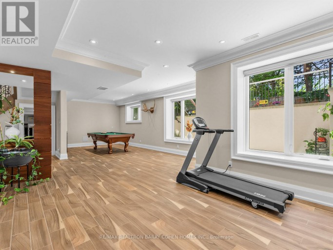 37 CHATFIELD DRIVE, Toronto (Banbury-Don Mills), Ontario, M3B1K6