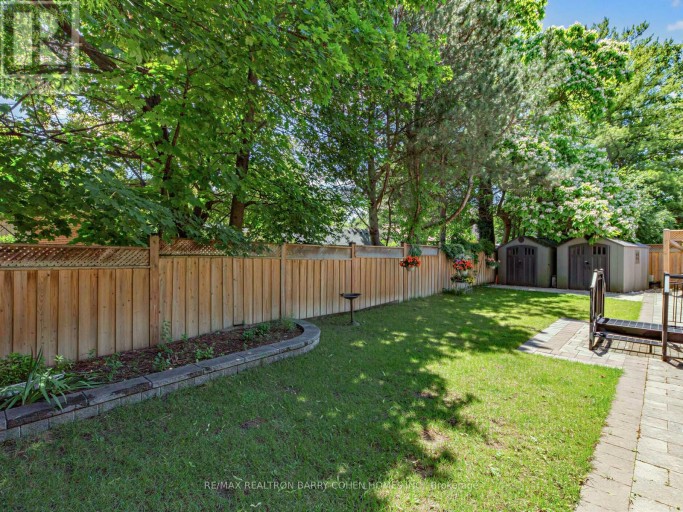 37 CHATFIELD DRIVE, Toronto (Banbury-Don Mills), Ontario, M3B1K6