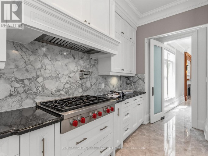37 CHATFIELD DRIVE, Toronto (Banbury-Don Mills), Ontario, M3B1K6