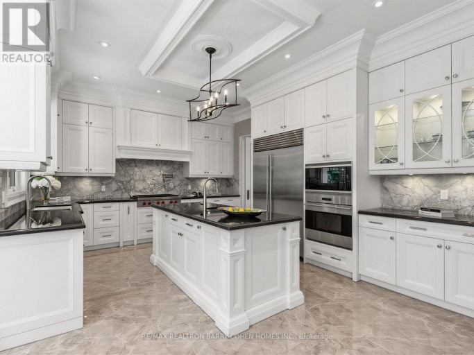 37 CHATFIELD DRIVE, Toronto (Banbury-Don Mills), Ontario, M3B1K6