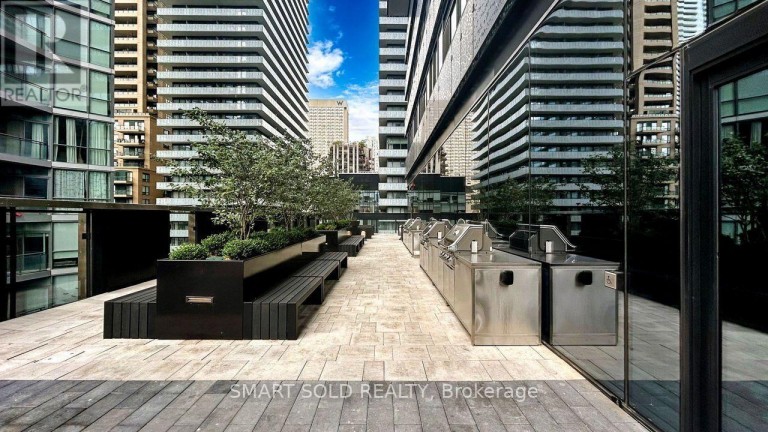 TH05 - 55 CHARLES STREET E, Toronto (Church-Yonge Corridor), Ontario, M4Y0J1