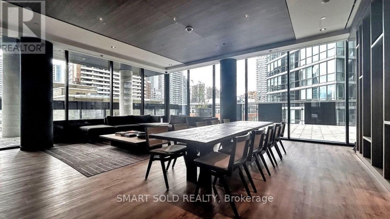TH05 - 55 CHARLES STREET E, Toronto (Church-Yonge Corridor), Ontario, M4Y0J1