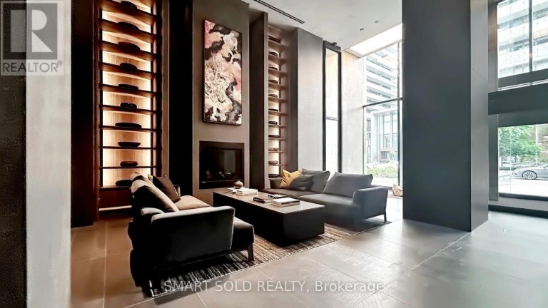 TH05 - 55 CHARLES STREET E, Toronto (Church-Yonge Corridor), Ontario, M4Y0J1