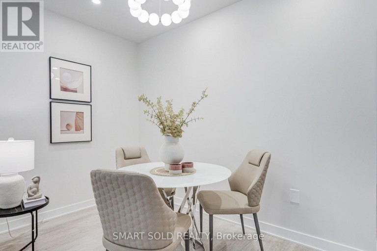 TH05 - 55 CHARLES STREET E, Toronto (Church-Yonge Corridor), Ontario, M4Y0J1
