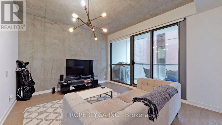827 - 39 BRANT STREET, Toronto (Waterfront Communities), Ontario, M5V0M8
