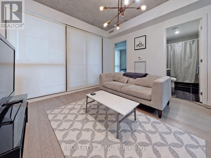 827 - 39 BRANT STREET, Toronto (Waterfront Communities), Ontario, M5V0M8
