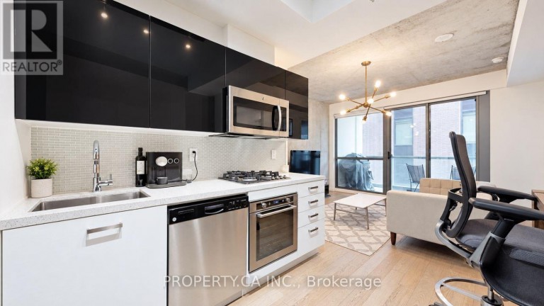 827 - 39 BRANT STREET, Toronto (Waterfront Communities), Ontario, M5V0M8