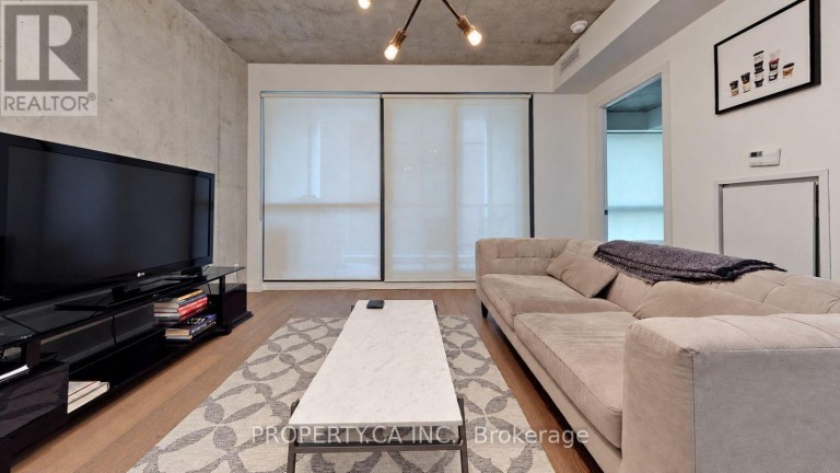 827 - 39 BRANT STREET, Toronto (Waterfront Communities), Ontario, M5V0M8