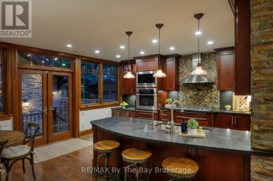 44 RAMBERT CRESCENT Toronto (High Park-Swansea) Ontario photo 24