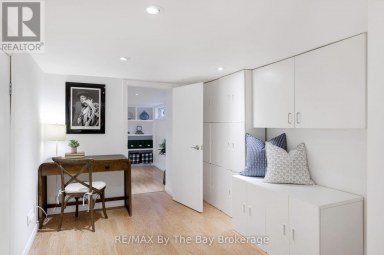 44 RAMBERT CRESCENT Toronto (High Park-Swansea) Ontario photo 33