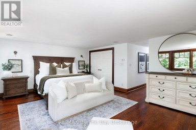 44 RAMBERT CRESCENT Toronto (High Park-Swansea) Ontario photo 8