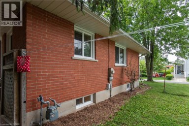 13 LEWIS Street New Hamburg Ontario photo 12