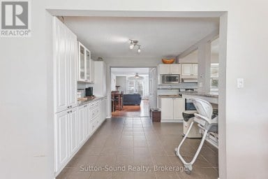 48 UNION STREET Meaford Ontario photo 10