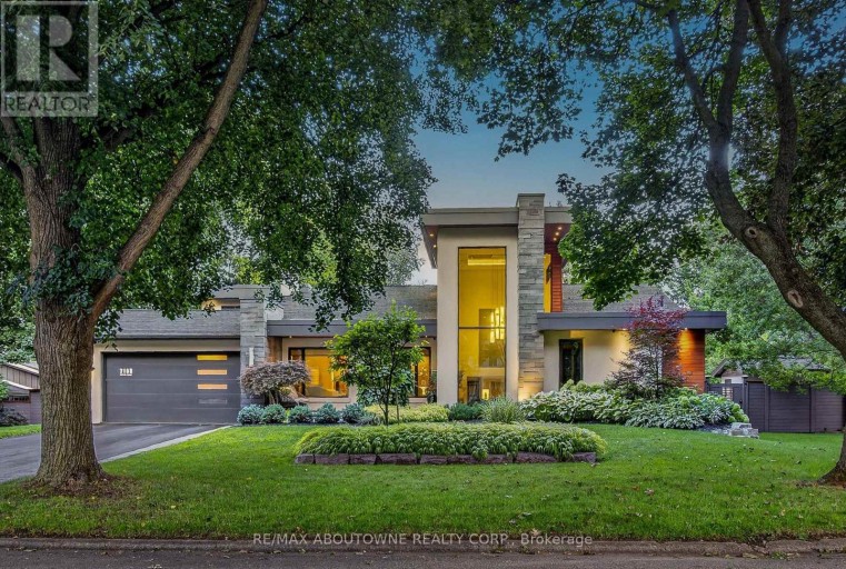 2108 PORTWAY AVENUE, Mississauga (Sheridan), Ontario, L5H3M7