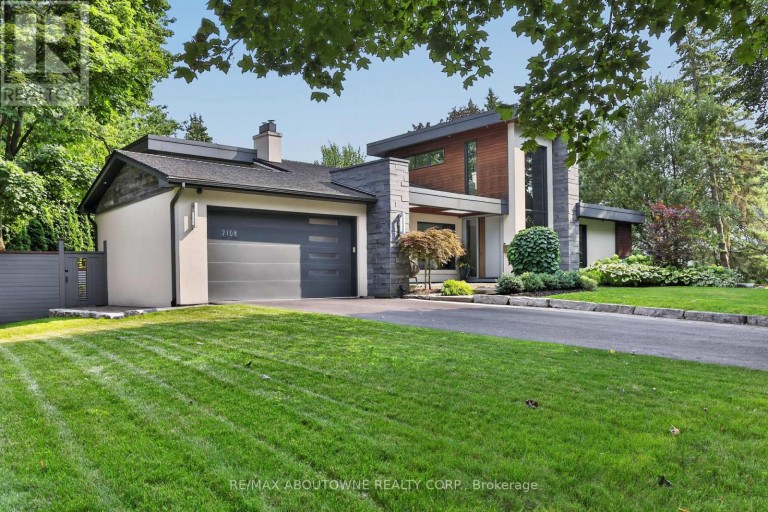 2108 PORTWAY AVENUE, Mississauga (Sheridan), Ontario, L5H3M7