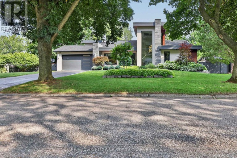 2108 PORTWAY AVENUE, Mississauga (Sheridan), Ontario, L5H3M7