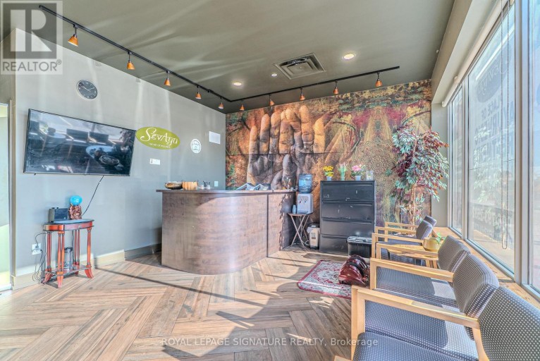5 - 18 CORPORATION DRIVE, Brampton (Bramalea North Industrial), Ontario, L6S6B5