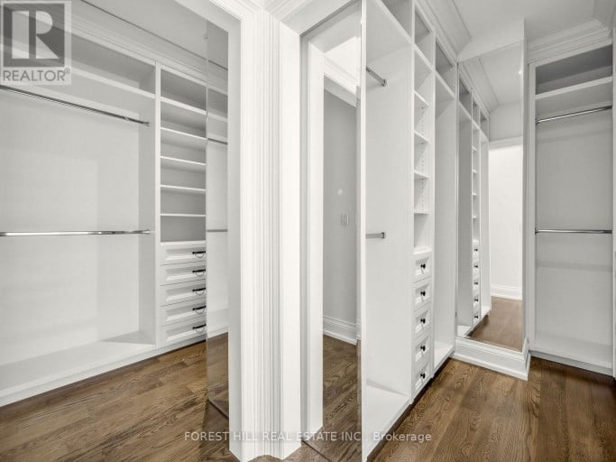 302 PINEHURST DRIVE W, Oakville (FD Ford), Ontario, L6J4X3