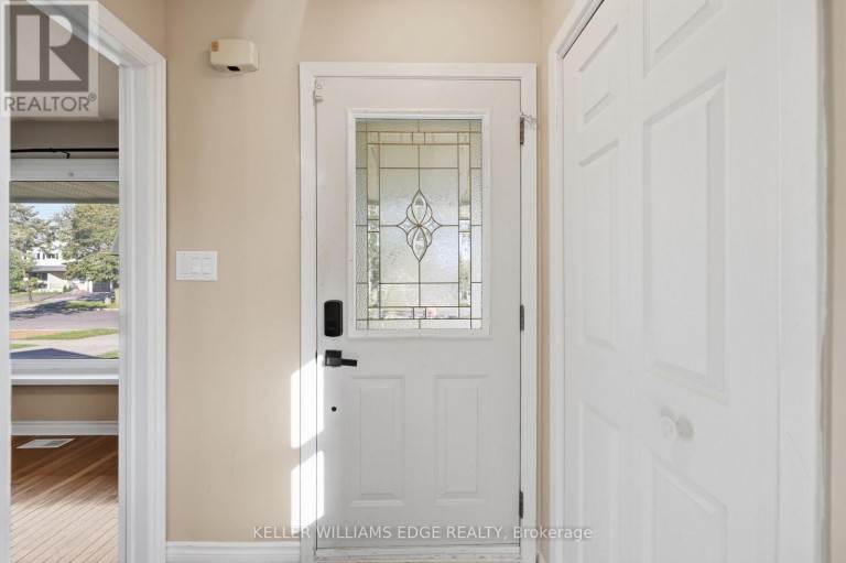 111 TUPPER DRIVE, Thorold (Confederation Heights), Ontario, L2V4C9