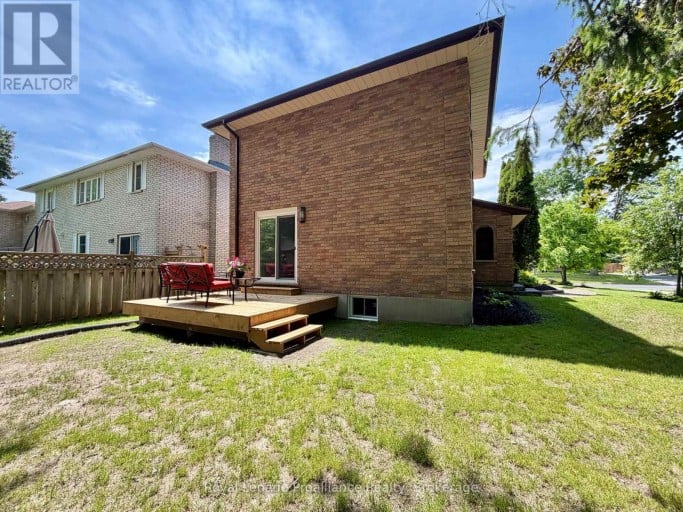 3 COOKE COURT, Belleville (Belleville Ward), Ontario, K8N5N4