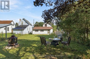 28 SPRING STREET Prince Edward County (Picton) Ontario photo 25