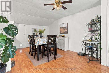28 SPRING STREET Prince Edward County (Picton) Ontario photo 5