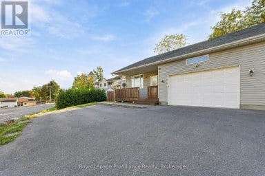 14 GEORGE STREET Brighton Ontario photo 2