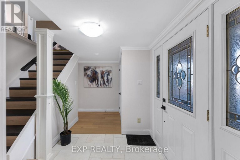 79 BESWICK DRIVE, Newmarket (Central Newmarket), Ontario, L3Y1E8