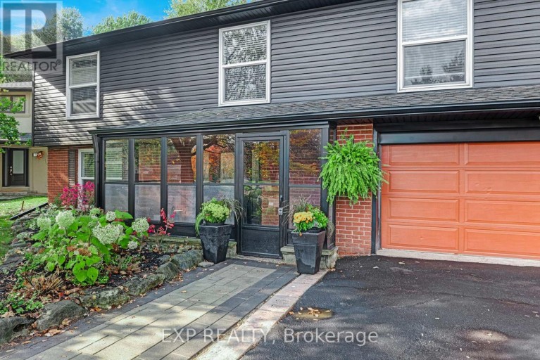 79 BESWICK DRIVE, Newmarket (Central Newmarket), Ontario, L3Y1E8