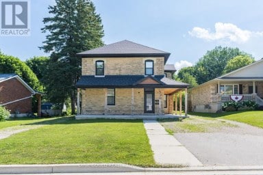 330 WILLIAM STREET Wellington North (Mount Forest) Ontario photo 2