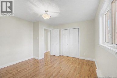 84 James Street Fredericton New Brunswick photo 24
