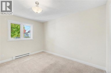 84 James Street Fredericton New Brunswick photo 27