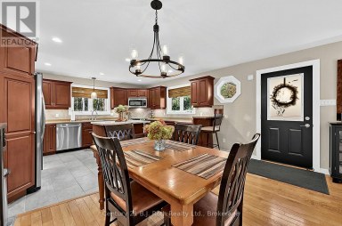 1754 SOUTH SPARROW LAKE ROAD Severn Ontario photo 12
