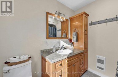 1754 SOUTH SPARROW LAKE ROAD Severn Ontario photo 17